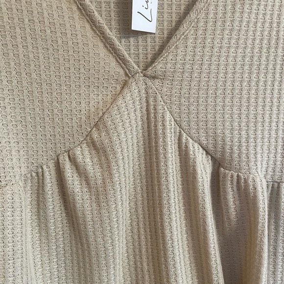 Livi By Olivia Rae Long Sleeve Top - Picture 9 of 11